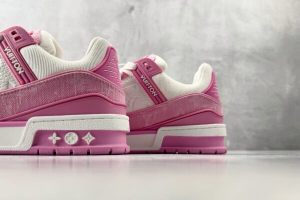 sy_no_E87ABA6548506BCA737634341C6A5E9D_7 Louis Vuitton LV Trainer Pink Monogram Denim & White Leather Retro Sneakers