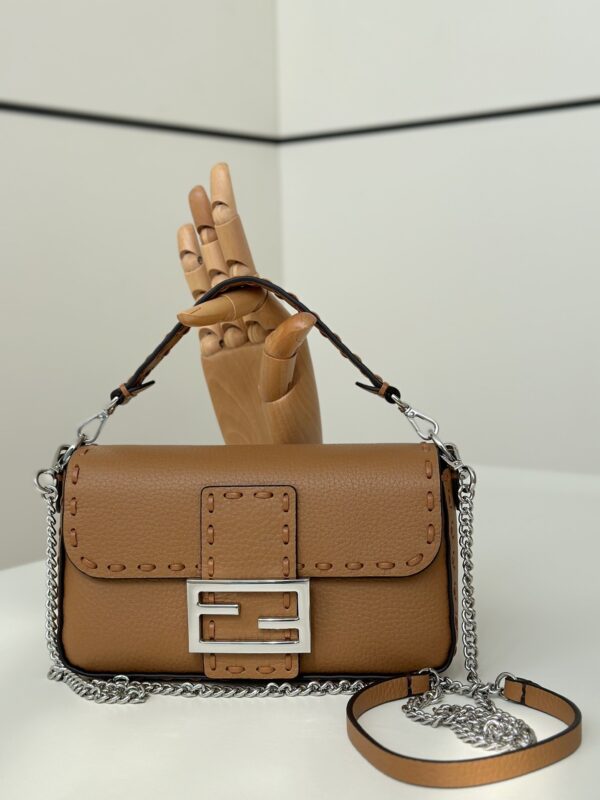 sy_no_E8A4517B2140B3643EB1605401E54478_0 Fendi Baguette Selleria Hand-Stitched Bag – Caramel Brown