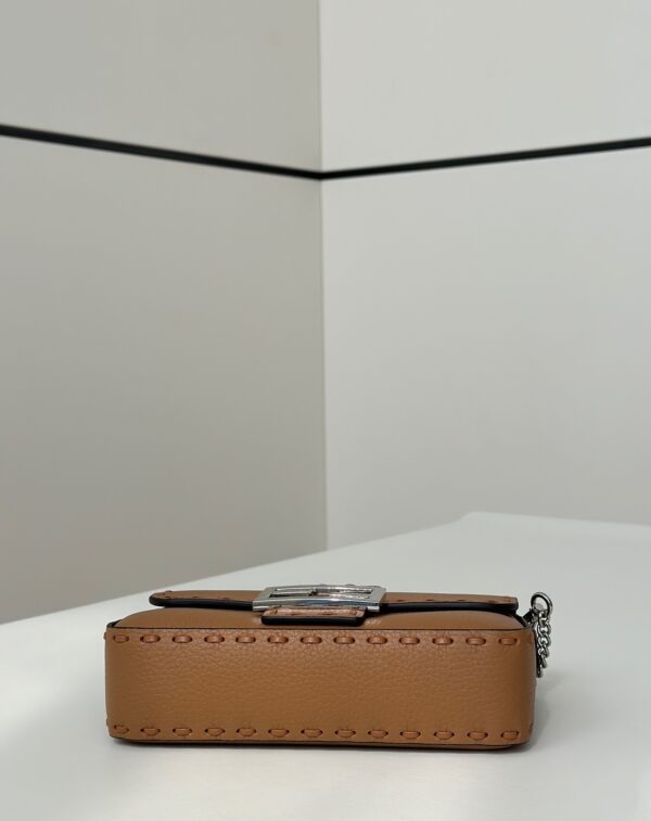 sy_no_E8A4517B2140B3643EB1605401E54478_3 Fendi Baguette Selleria Hand-Stitched Bag – Caramel Brown