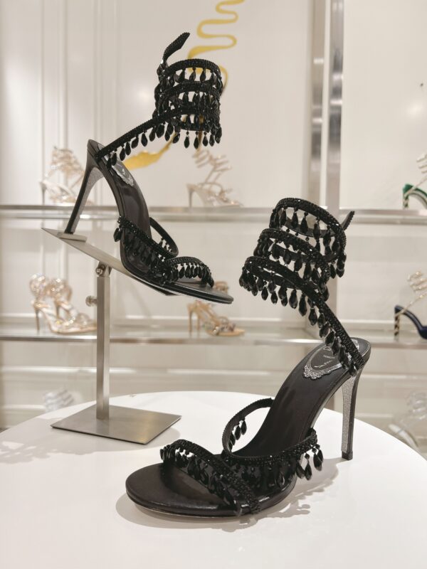 sy_no_E8BA30BE3CC24BDE649041DF94E2BD3C_1 Black Crystal Chandelier Spiral High-Heel Sandals
