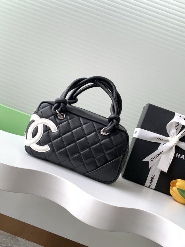 sy_no_E8DF091ACCFB7389BBABDCE95F6B0E24_0 Vintage Cambon Boston Bag