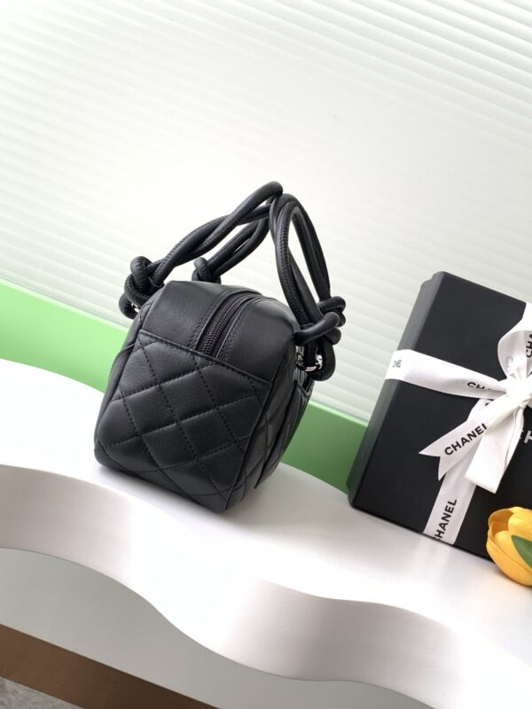 sy_no_E8DF091ACCFB7389BBABDCE95F6B0E24_1 Vintage Cambon Boston Bag