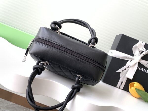sy_no_E8DF091ACCFB7389BBABDCE95F6B0E24_6 Vintage Cambon Boston Bag
