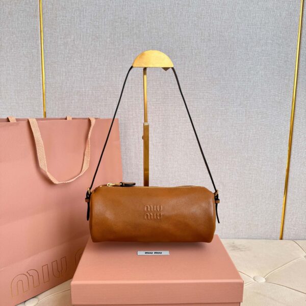 sy_no_E9828017E99DC27FBB0C9C7BA0B9F04F_4 Brown Leather Cylindrical Underarm Shoulder Bag
