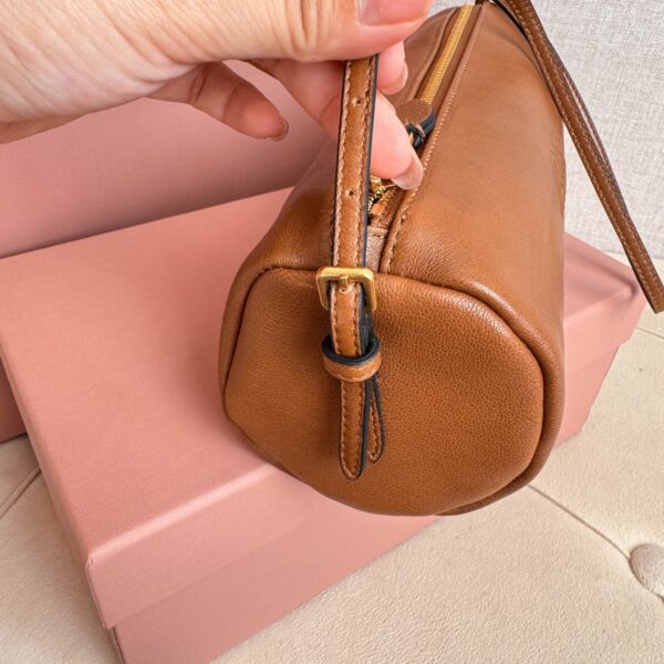 sy_no_E9828017E99DC27FBB0C9C7BA0B9F04F_6 Brown Leather Cylindrical Underarm Shoulder Bag