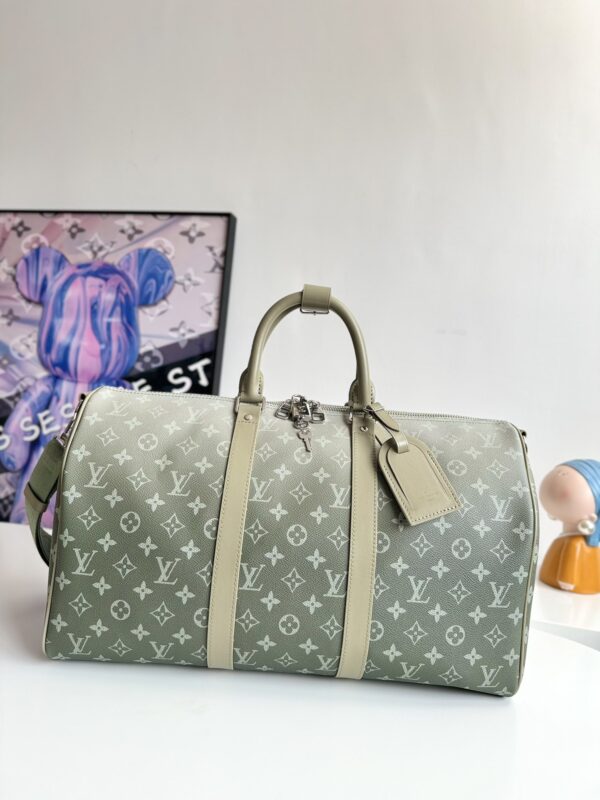 Louis Vuitton Keepall Bandoulière 45 Travel Bag