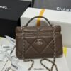 sy_no_EA04AB4E55377D62959C3069E45AE6CA_0 Milk Tea Brown Quilted Leather Lunchbox Chain Bag