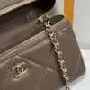 sy_no_EA04AB4E55377D62959C3069E45AE6CA_5 Milk Tea Brown Quilted Leather Lunchbox Chain Bag