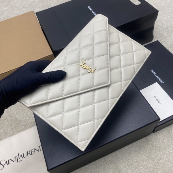 sy_no_EA4B3AA32309C650EB34CED13A5866CD_4 Saint Laurent Gaby Quilted Envelope Clutch – White
