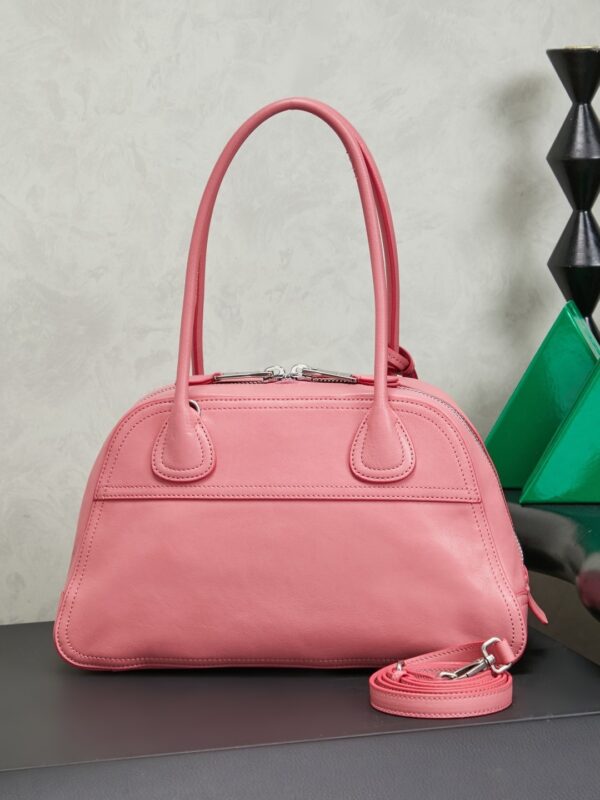sy_no_EA8A46DFD8F21A102E0422C42CF74A71_1 Miu Miu Vivant Medium Lambskin Crossbody/Shoulder/Handbag