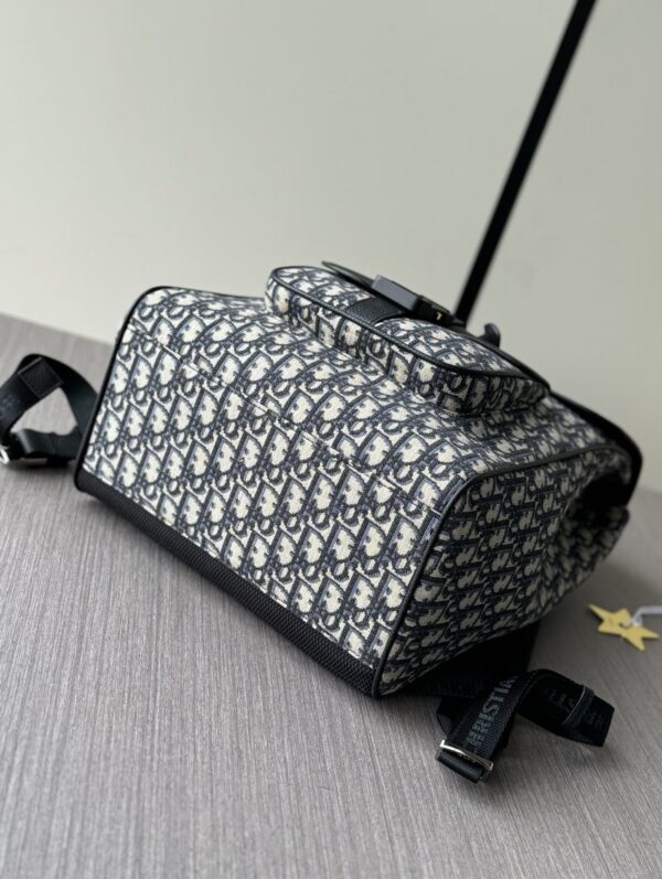 sy_no_EC06179A174B03C6FB23A73136FFCC96_5 Dior Motion Saddle Backpack – Blue Oblique & Black Grained Leather