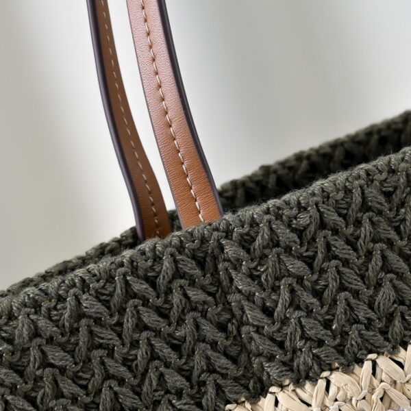 Miu Miu Logo-Embellished Crochet Tote Bag