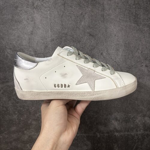 sy_no_ECE2E4D76E371903196592B8EA8589A0_0 White, Metallic Silver & Grey Suede Star Retro Sneakers