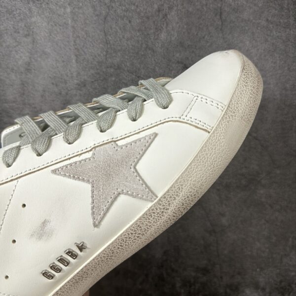sy_no_ECE2E4D76E371903196592B8EA8589A0_5 White, Metallic Silver & Grey Suede Star Retro Sneakers
