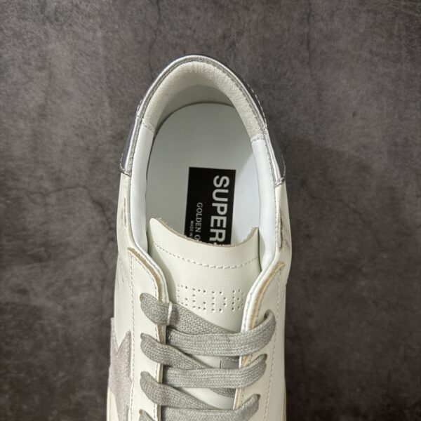 sy_no_ECE2E4D76E371903196592B8EA8589A0_7 White, Metallic Silver & Grey Suede Star Retro Sneakers