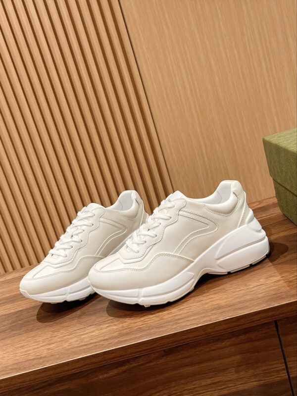 sy_no_ECE822EDA0D659B9DEC03FB788BACED1_0 Gucci Rhyton Leather Sneaker – Ivory / Off-White