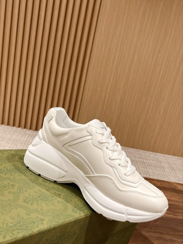 sy_no_ECE822EDA0D659B9DEC03FB788BACED1_2 Gucci Rhyton Leather Sneaker – Ivory / Off-White
