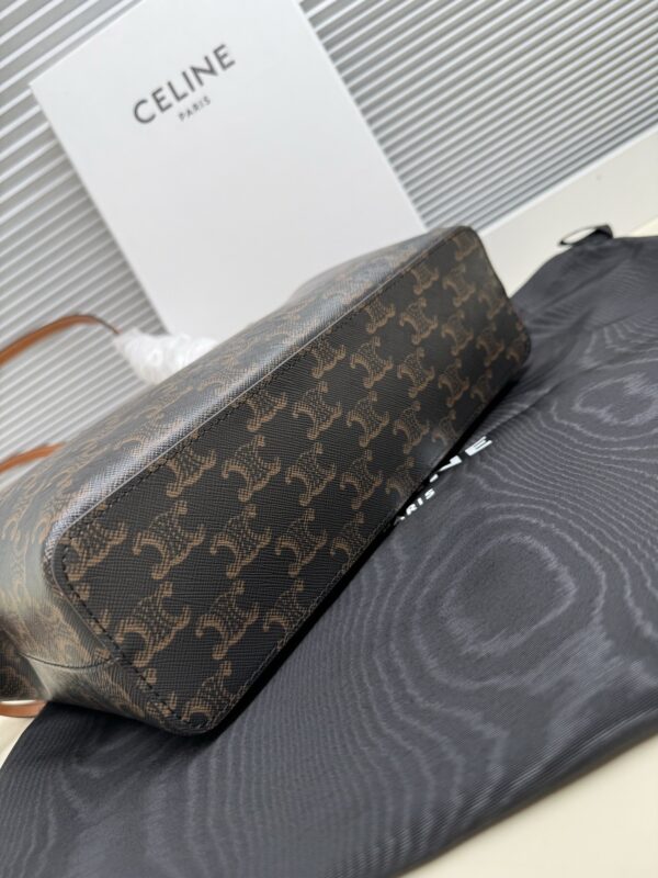 sy_no_ECF26242636C4E27359A42C902150517_8 Celine Triomphe Handbag – Calfskin with Textile Lining – New Convertible Style