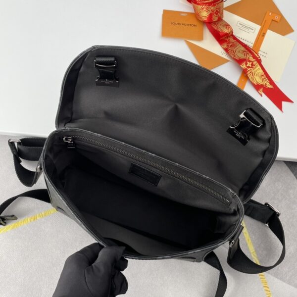 sy_no_ED19AFF8299D7805743829C6C3189B67_7 Louis Vuitton Messenger PM Voyager – Monogram Eclipse