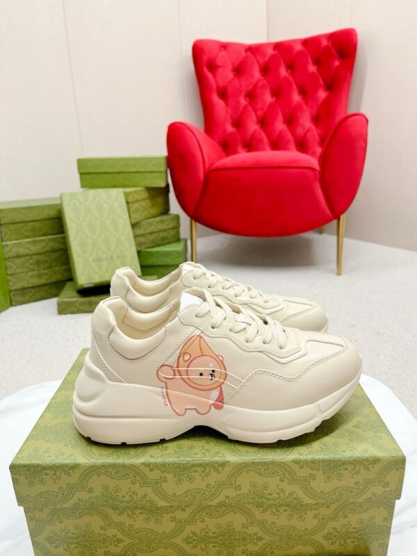 sy_no_ED229C4A1F87089D0ECDF36DDE9638B8_0 Gucci Rhyton Leather Sneaker in Off-White