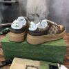 sy_no_EEC2AC16AF1BC08524CFC6B6C5C59083_7 Distressed Chunky Leather Sneakers