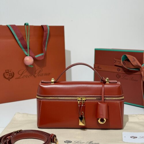 Loro Piana Extra Bag 23 – Saddle Leather Handbag (Red)
