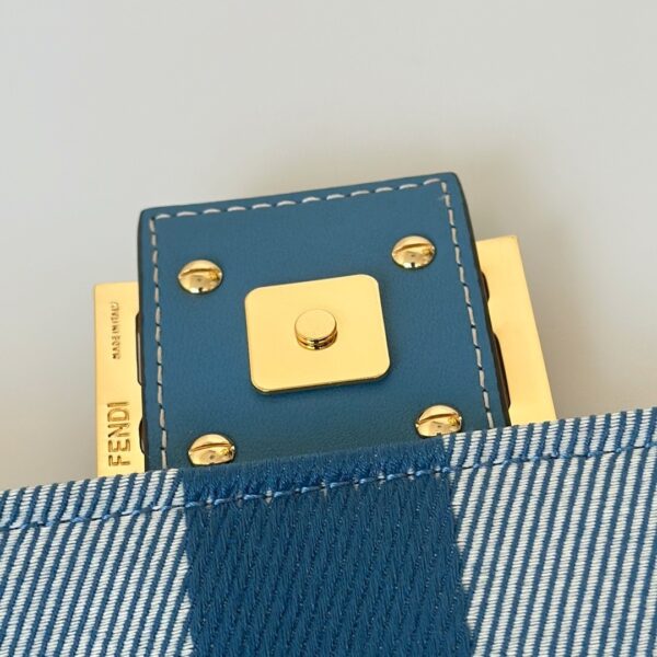 Baguette Medium Handbag – Denim Jacquard