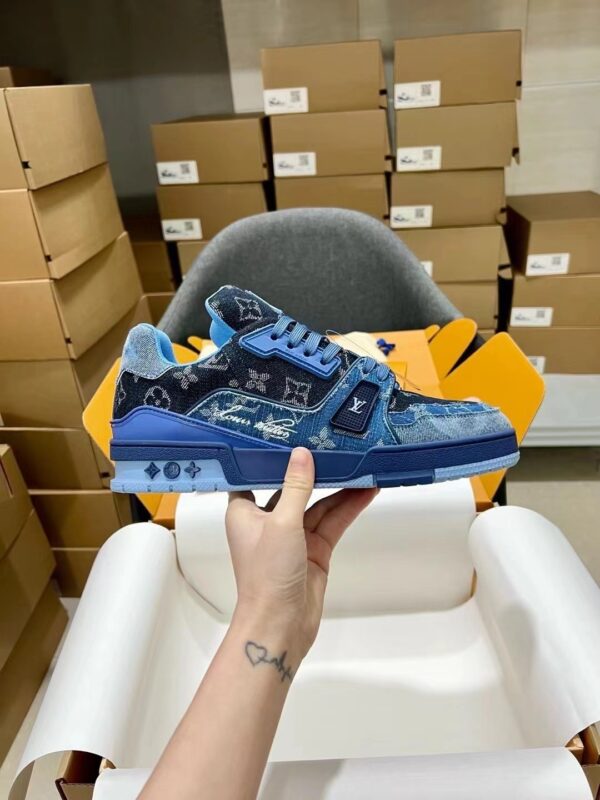 sy_no_EF67E459B6BECD36F88525F71DD10496_6 Louis Vuitton LV Trainer Blue Monogram Denim Retro Sneakers