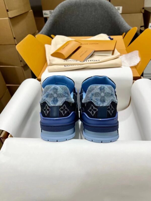 sy_no_EF67E459B6BECD36F88525F71DD10496_7 Louis Vuitton LV Trainer Blue Monogram Denim Retro Sneakers