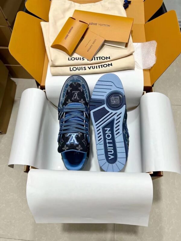 sy_no_EF67E459B6BECD36F88525F71DD10496_8 Louis Vuitton LV Trainer Blue Monogram Denim Retro Sneakers