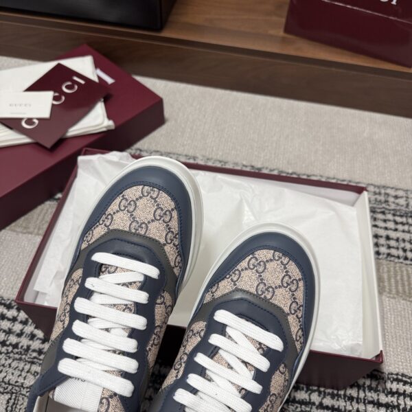 sy_no_EFDC9E6CA573DBE35C6CF00931E319C2_4 Gucci Re-Web Sneaker in Beige/Blue GG Canvas with Blue & Grey Leather Trim