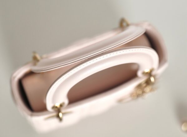 sy_no_EFFE4CF56850A1F977E0E1B2D9B65073_3 Lady Dior Mini Three-Compartment Bag – Sakura Pink