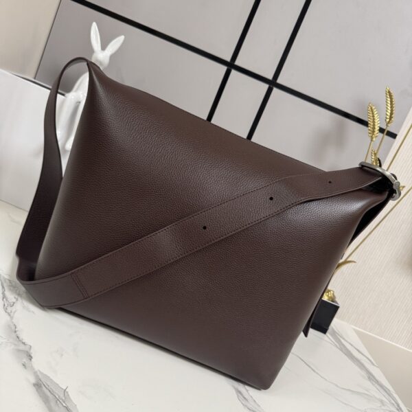 sy_no_F0126B8B63A53E7F72B59FDF61274929_2 Loewe Loop Hobo Bag – Soft Grained Calfskin Leather