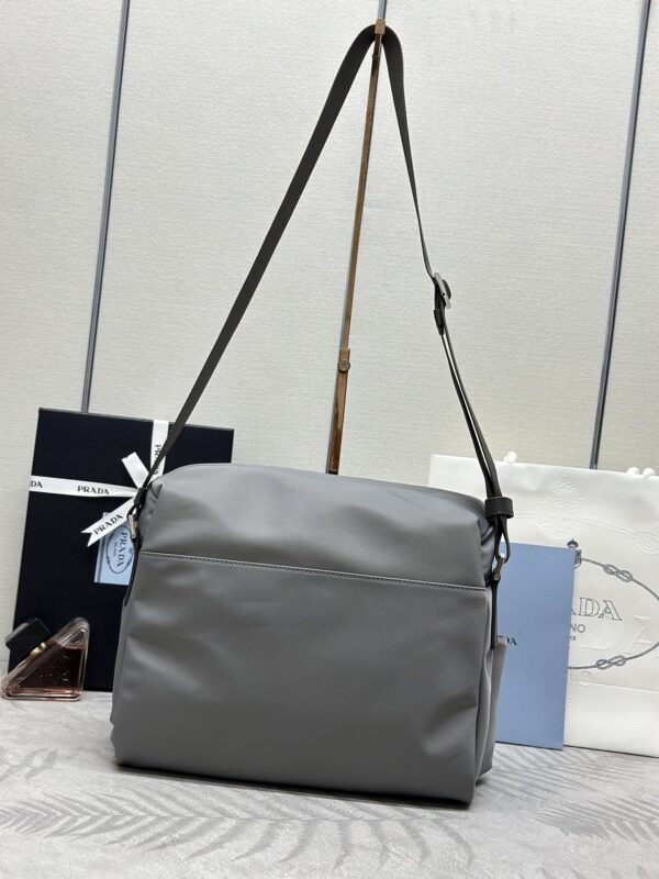 sy_no_F05CBD4E24080BC1578D7F8D75BD080E_1 Gray Recycled Nylon Utility Messenger Crossbody Bag