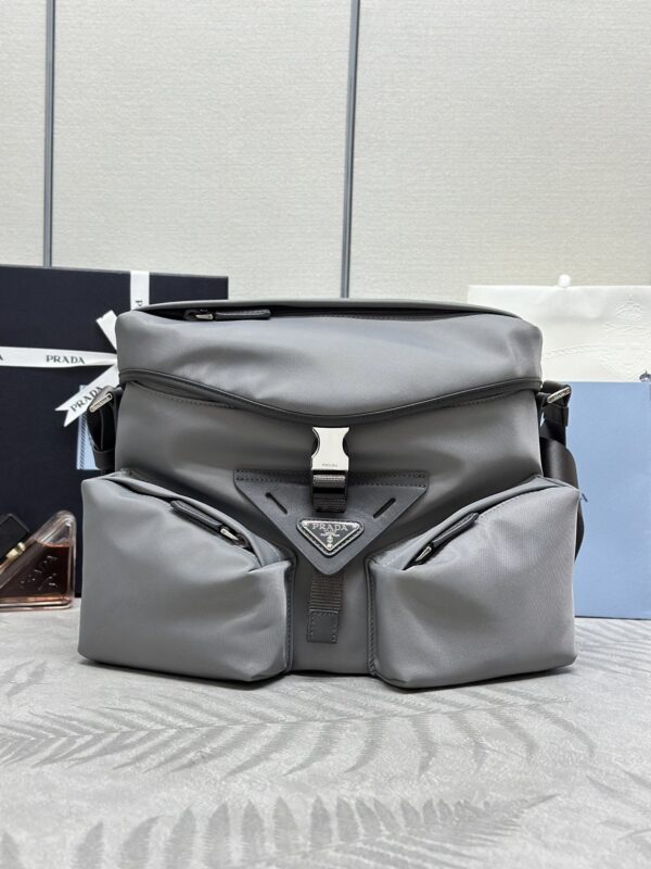 sy_no_F05CBD4E24080BC1578D7F8D75BD080E_2 Gray Recycled Nylon Utility Messenger Crossbody Bag
