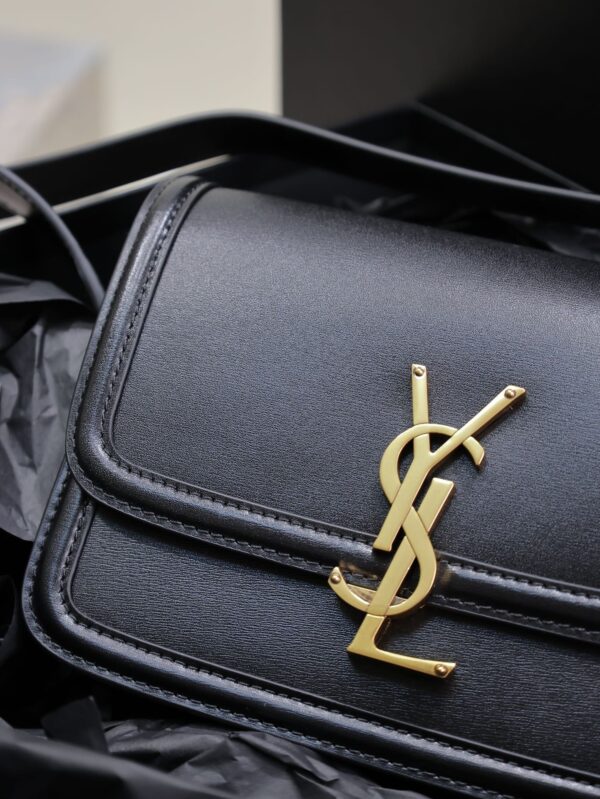 sy_no_F0F056406ECCBFF68F95B257E0AC057C_2 Solferino Box 19cm Shoulder Bag – Black Box Leather