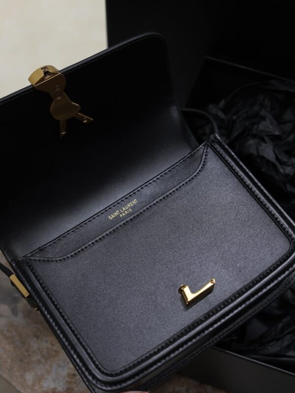 sy_no_F0F056406ECCBFF68F95B257E0AC057C_6 Solferino Box 19cm Shoulder Bag – Black Box Leather