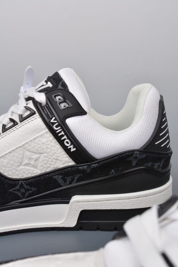 sy_no_F1662C4C50CCCFE6E7D0110E4FF695DA_7 2021s Limited-Edition Colorway Trainer Sneakers