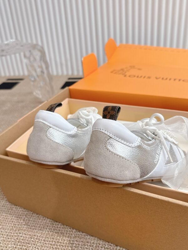sy_no_F170B403272174C90452268B8290C50B_6 Louis Vuitton Metallic Silver Pearl Bow Ribbon Thin-Sole Sneakers