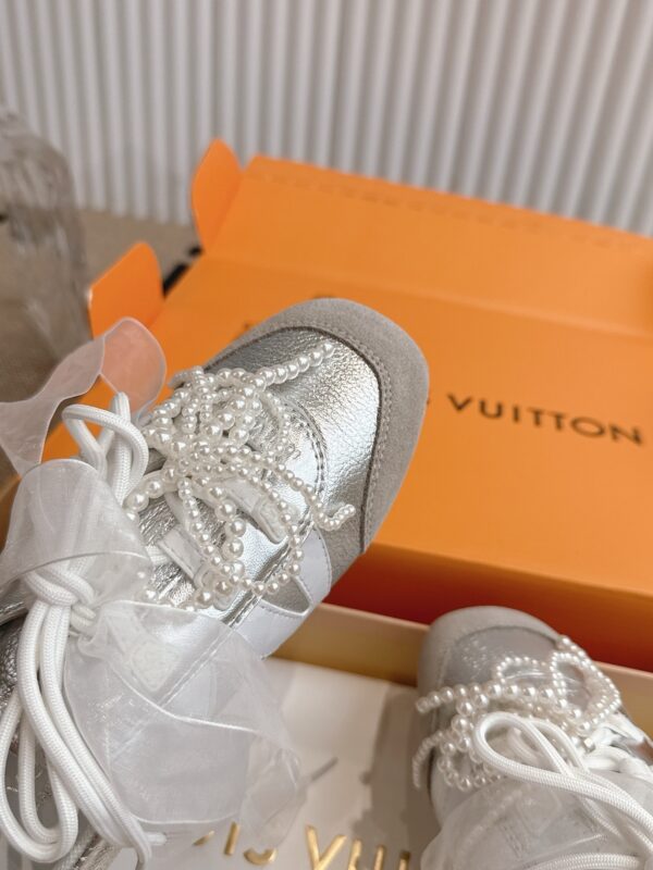 sy_no_F170B403272174C90452268B8290C50B_7 Louis Vuitton Metallic Silver Pearl Bow Ribbon Thin-Sole Sneakers