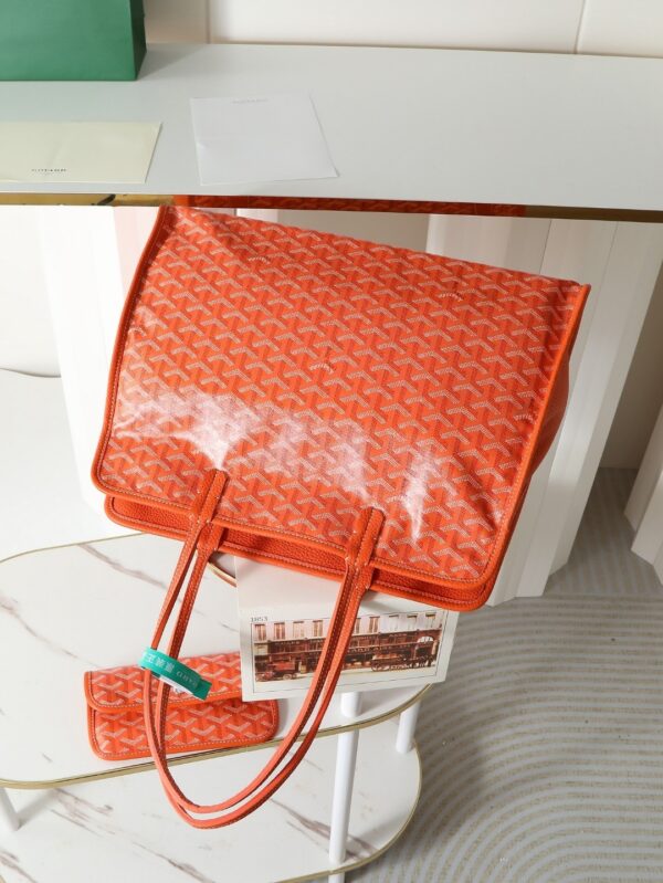 sy_no_F2A3ADEAE143C3DCD0A4C1671A0B3C89_5 Orange Goyardine Hardy Small Commuter Tote