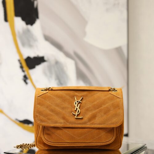 sy_no_F2C9151C3E96F6DB9A5D4ECCCD21945E_0 Saint Laurent Niki Medium Suede Shoulder Bag (28 cm)