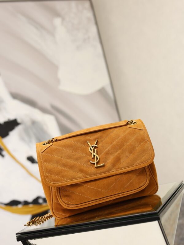 sy_no_F2C9151C3E96F6DB9A5D4ECCCD21945E_1 Saint Laurent Niki Medium Suede Shoulder Bag (28 cm)