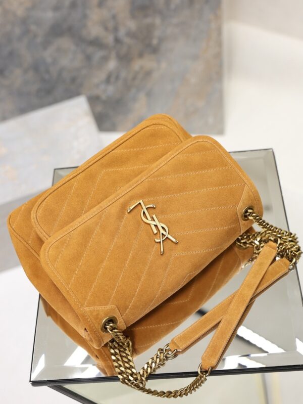sy_no_F2C9151C3E96F6DB9A5D4ECCCD21945E_5 Saint Laurent Niki Medium Suede Shoulder Bag (28 cm)