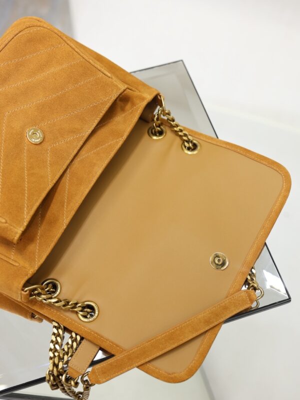 sy_no_F2C9151C3E96F6DB9A5D4ECCCD21945E_6 Saint Laurent Niki Medium Suede Shoulder Bag (28 cm)