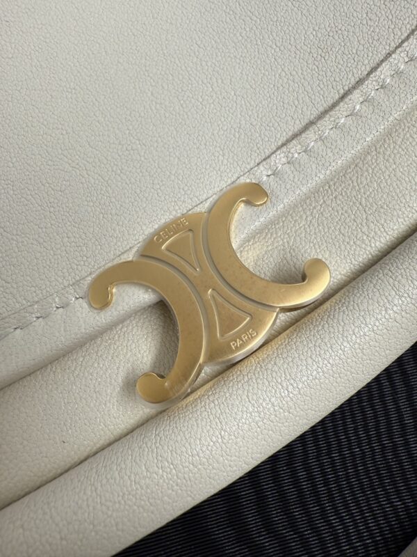 sy_no_F3184F7A2F20D9E7A84406681593CB49_3 CELINE Half Moon Mini Bag