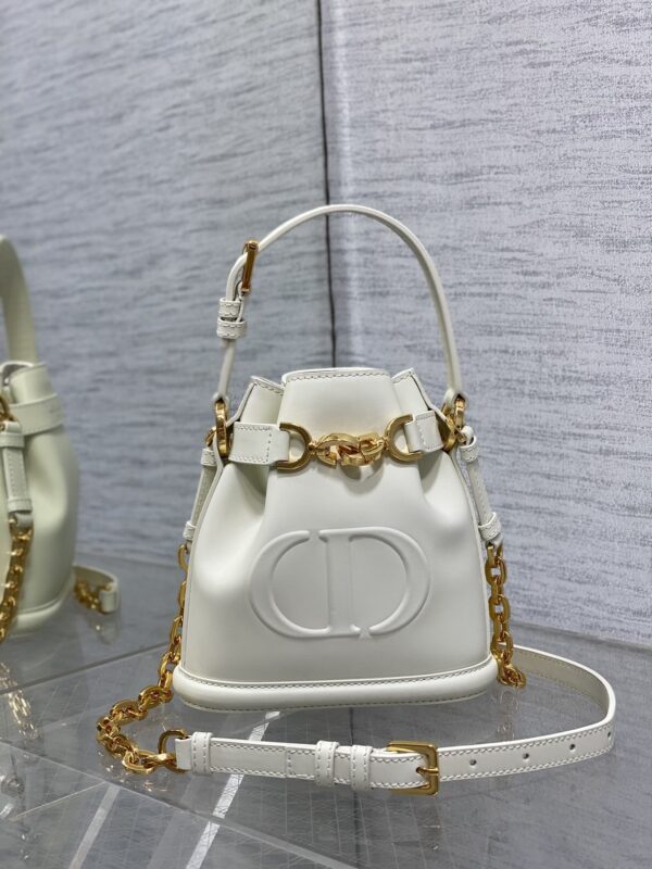 sy_no_F3CDC6370CE628B83A4BD9AA237254A3_0 Dior C'est Dior Bucket Bag – Blue Oblique Jacquard
