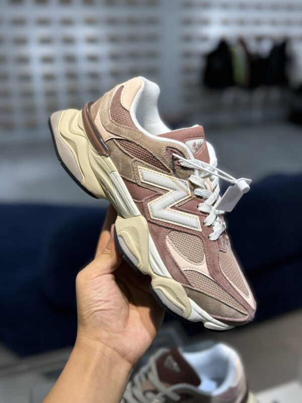 sy_no_F3E0455EBD74D972E161023B7CFFF61A_1 Brown & Dusty Pink 9060 Retro Sneakers
