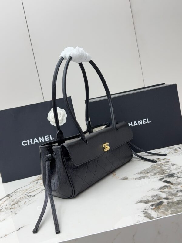 sy_no_F4EFE106ECFAE8F50415B454876E913E_1 Chanel 26S Baguette Bag – Grained Calfskin Leather