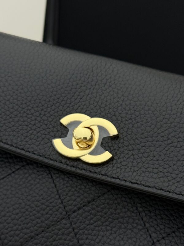 sy_no_F4EFE106ECFAE8F50415B454876E913E_4 Chanel 26S Baguette Bag – Grained Calfskin Leather